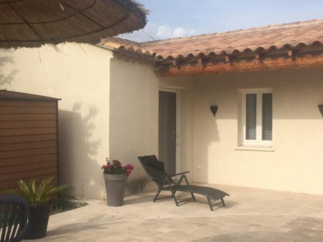 Villa Coquet 2 pièces au calme avec piscine  à Fontvieille Extérieur photo