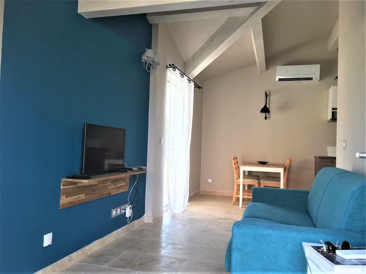 Villa Coquet 2 pièces au calme avec piscine  à Fontvieille Extérieur photo
